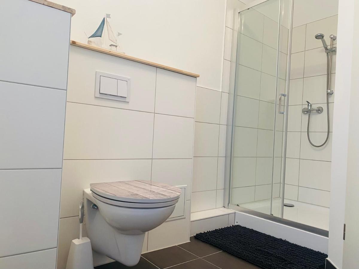 Kapitaenshaus An Der Warnow Mit Sauna Rostock Dış mekan fotoğraf