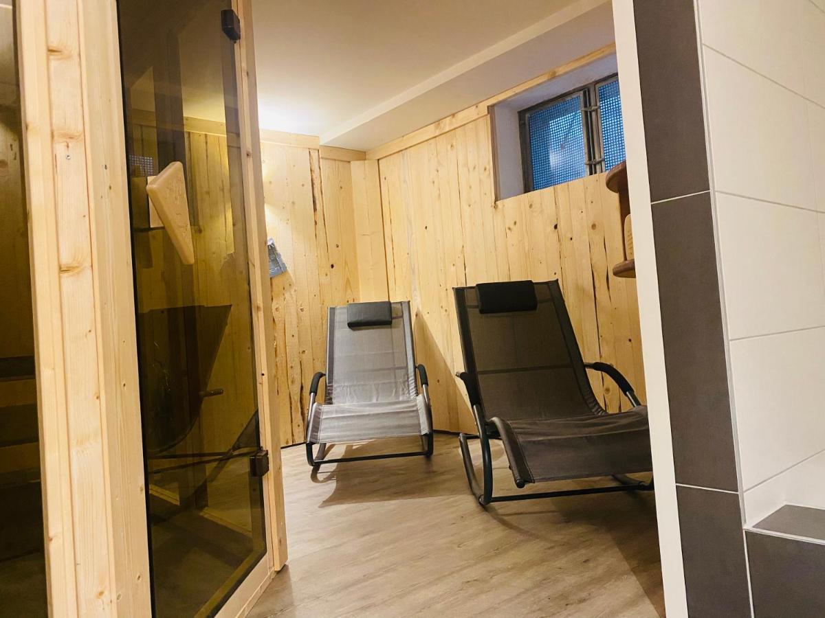 Kapitaenshaus An Der Warnow Mit Sauna Rostock Dış mekan fotoğraf