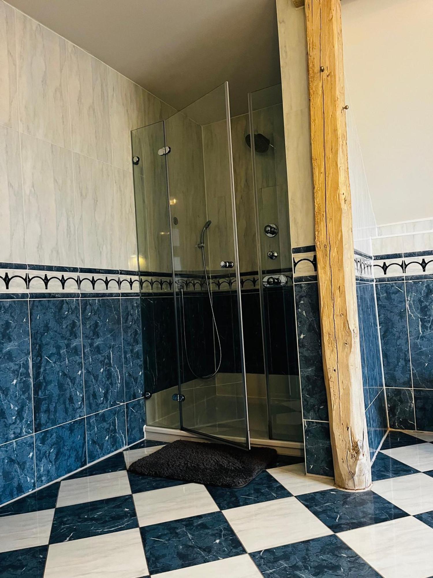 Kapitaenshaus An Der Warnow Mit Sauna Rostock Dış mekan fotoğraf